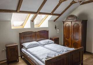 Апарт-отели The Throne Сигишоара Улучшенный двухместный номер с 1 кроватью или 2 отдельными кроватями-2